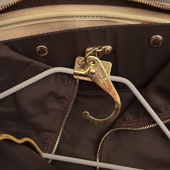 Louis Vuitton Monogram Alize de Poche Garment Bag 💕💕 - Picture 12 of 16